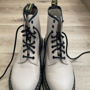 Dr. Martens Light Tan Lace-Up Boots Women’s Size 10, EU 42